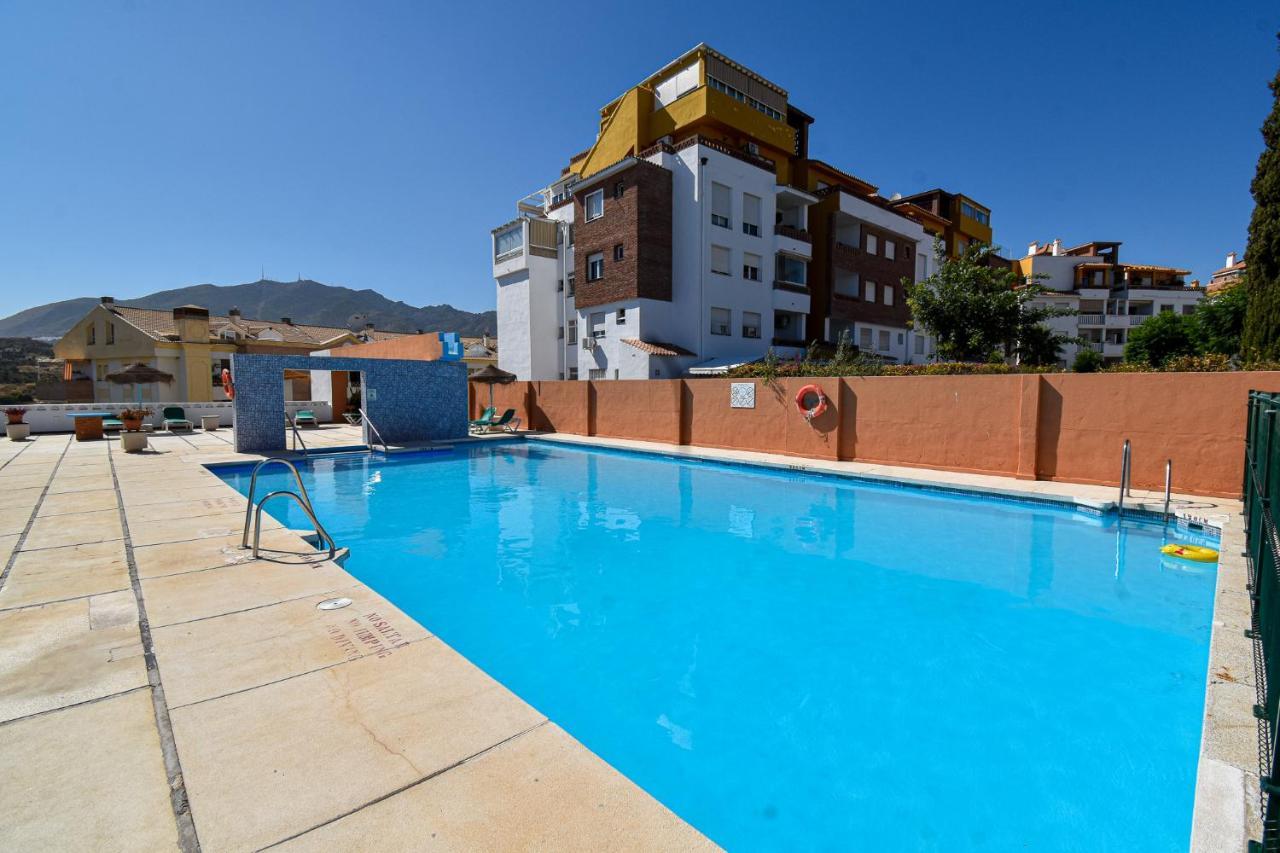 Apartamento Con Amplio Porche Y Bbq Benalmádena Exterior photo