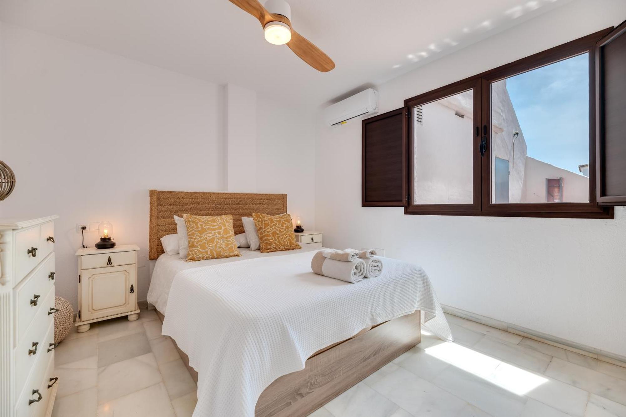 Apartamento Con Amplio Porche Y Bbq Benalmádena Exterior photo