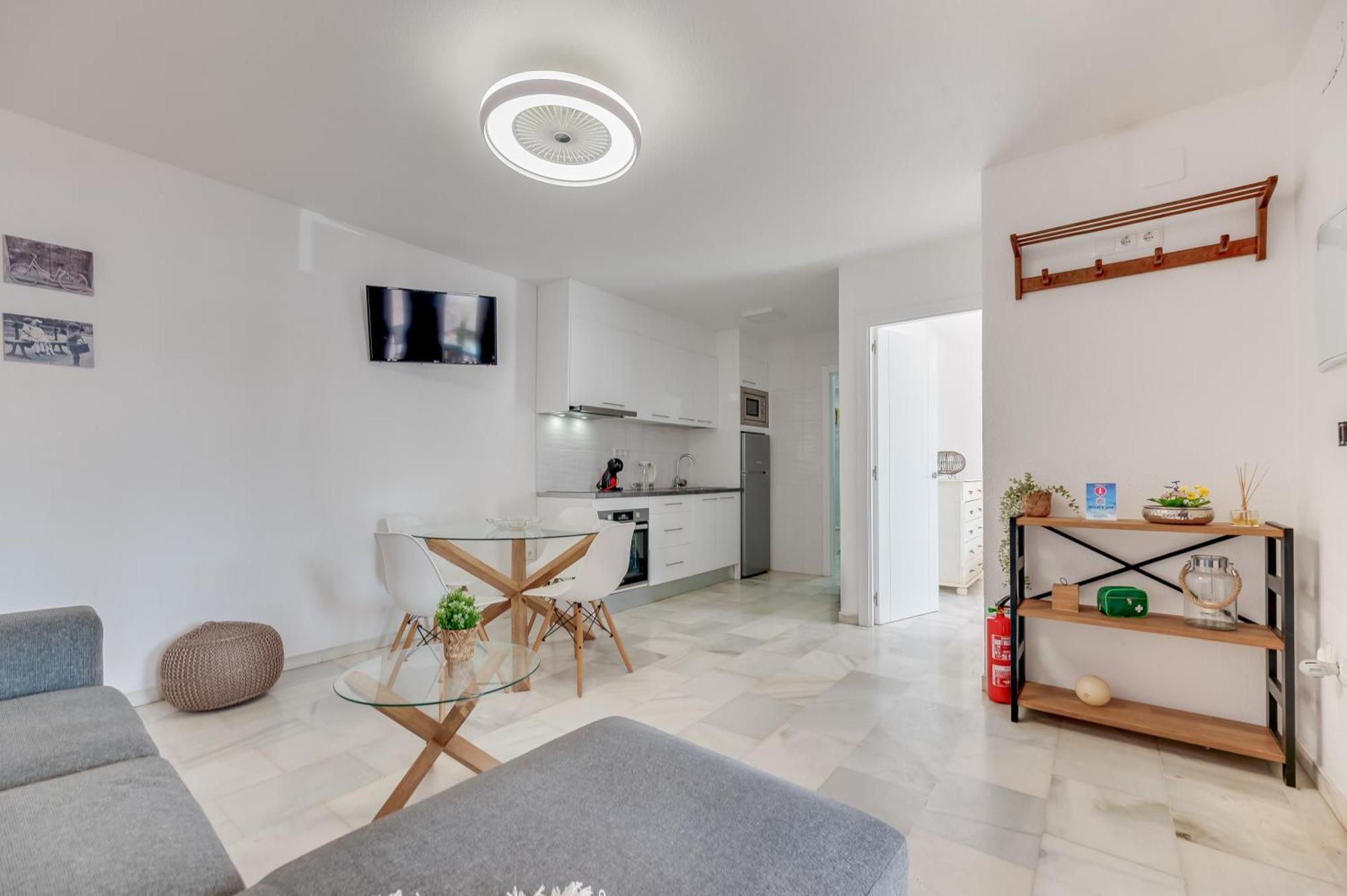 Apartamento Con Amplio Porche Y Bbq Benalmádena Exterior photo