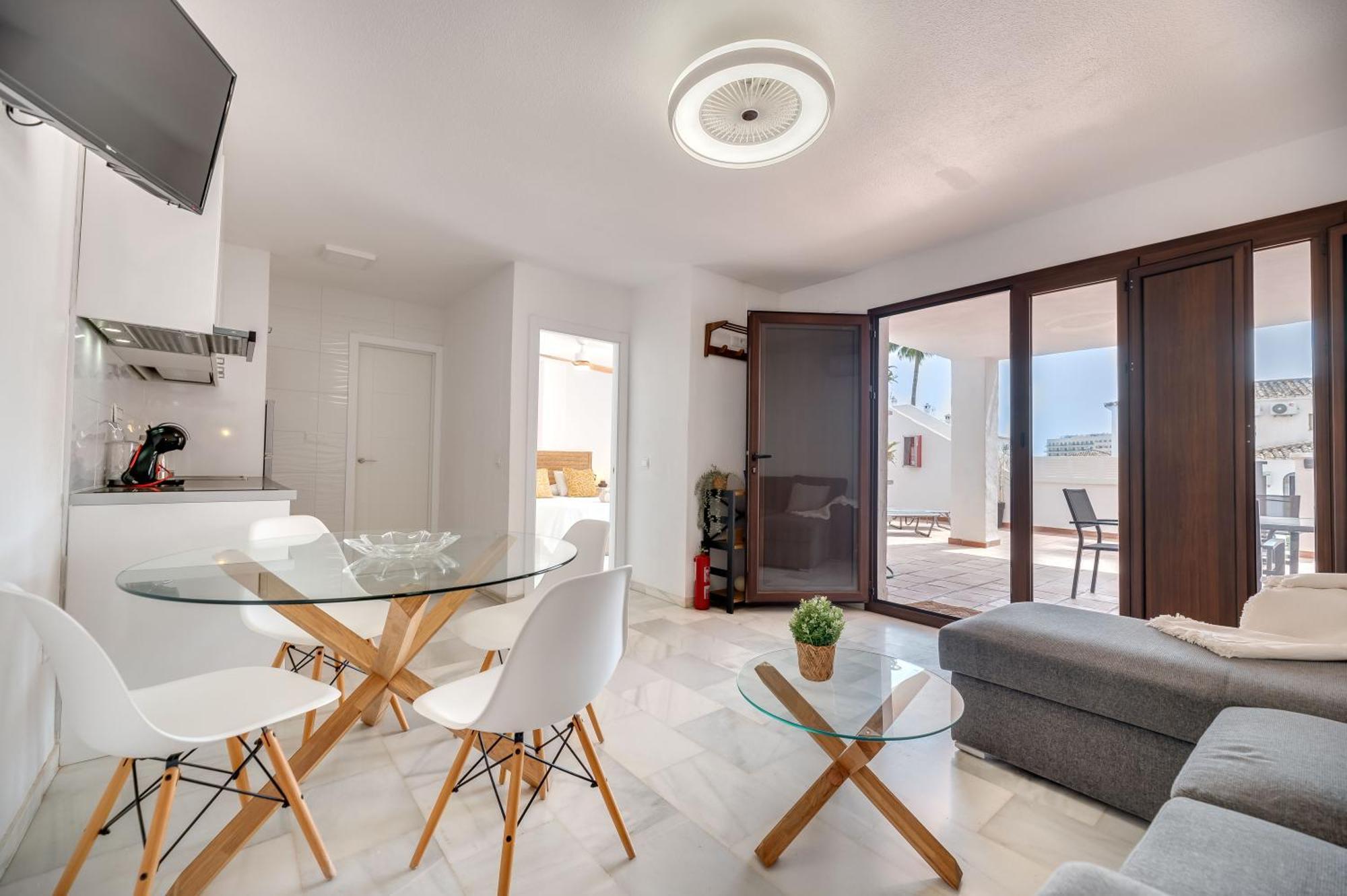 Apartamento Con Amplio Porche Y Bbq Benalmádena Exterior photo