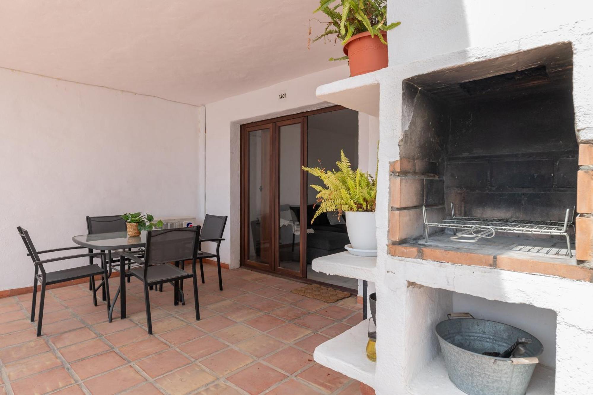 Apartamento Con Amplio Porche Y Bbq Benalmádena Exterior photo